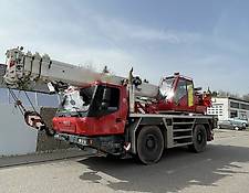 Grove GMK 2035E Grove GMK 2035E