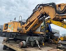 Liebherr A 904 (For parts)