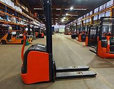 Linde L16 // 1.164 Std. / HH 2.930 mm / sehr guter Zustand Linde L16 // 1.164 Std. / HH 2.930 mm / sehr guter Zustand
