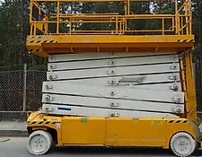 PB scissor lift S225H