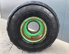 Michelin 875 / 65R29 - Volvo rim Michelin 875 / 65R29 - Volvo rim